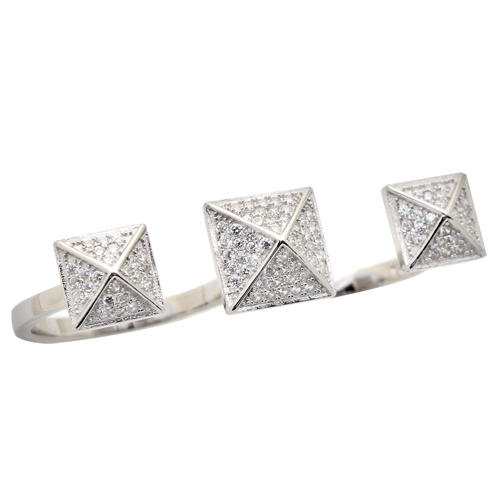 Double pyramid ring