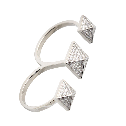 Double pyramid ring