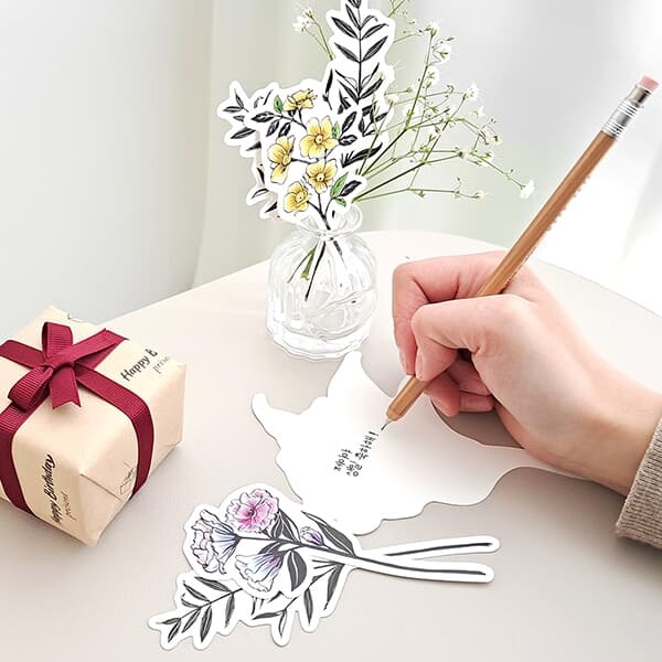 Blooming paper flower set