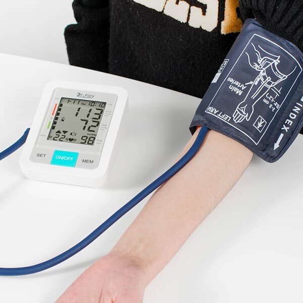닥터키 자동전자 혈압계 DRK-P2000 (의료기기)