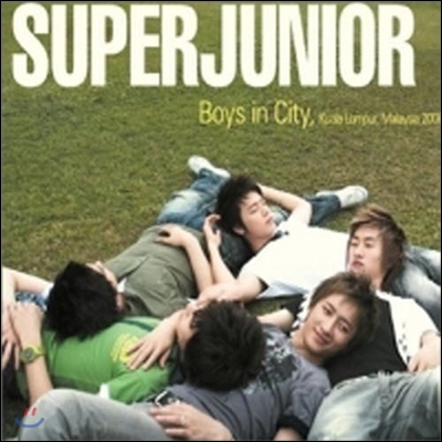 [중고] 슈퍼주니어 (SuperJunior) / Boys In City From... Kuala 첫 번째 영상 화보집 (140P 포토북 + 동영상 CD)