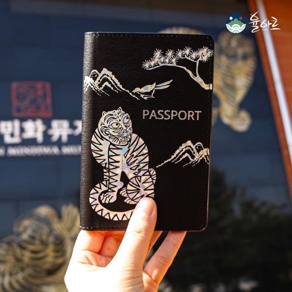 민화 자개 여권 지갑 케이스 여권보관 여행 파우치 선물 가죽지갑