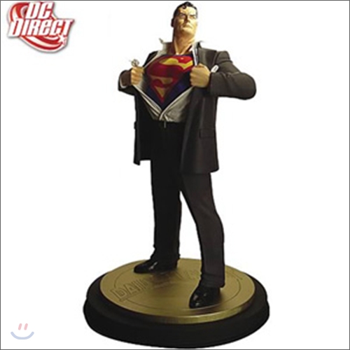 Superman Forever Statue