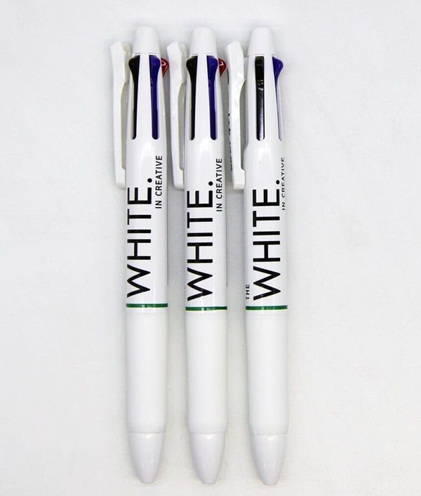 위플릿 THE WHITE 4+1 멀티펜 0.7mm