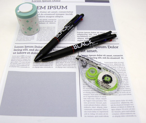 위플릿 THE BLACK 4+1 멀티펜 0.7mm