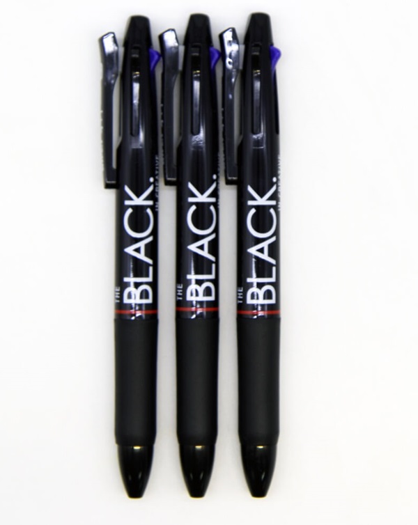 위플릿 THE BLACK 4+1 멀티펜 0.7mm