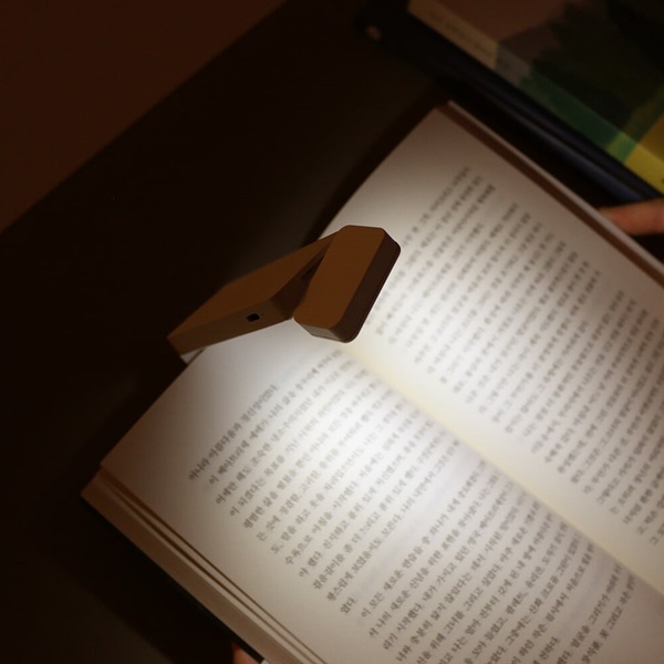 소이믹스 라이트업 휴대용 북라이트 독서등 LED 스탠드 SOLITE1