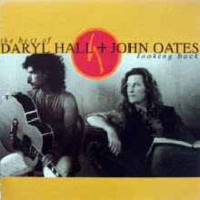 Daryl Hall & John Oates - Looking Back : The Best of Hall & Oates (수입)