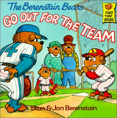 The Berenstain Bears Go Out for the Team (Paperback)