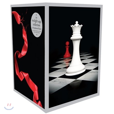 Twilight Saga Paperback Boxed Set : Book 1-4