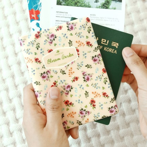 Blossom Garden Passport case