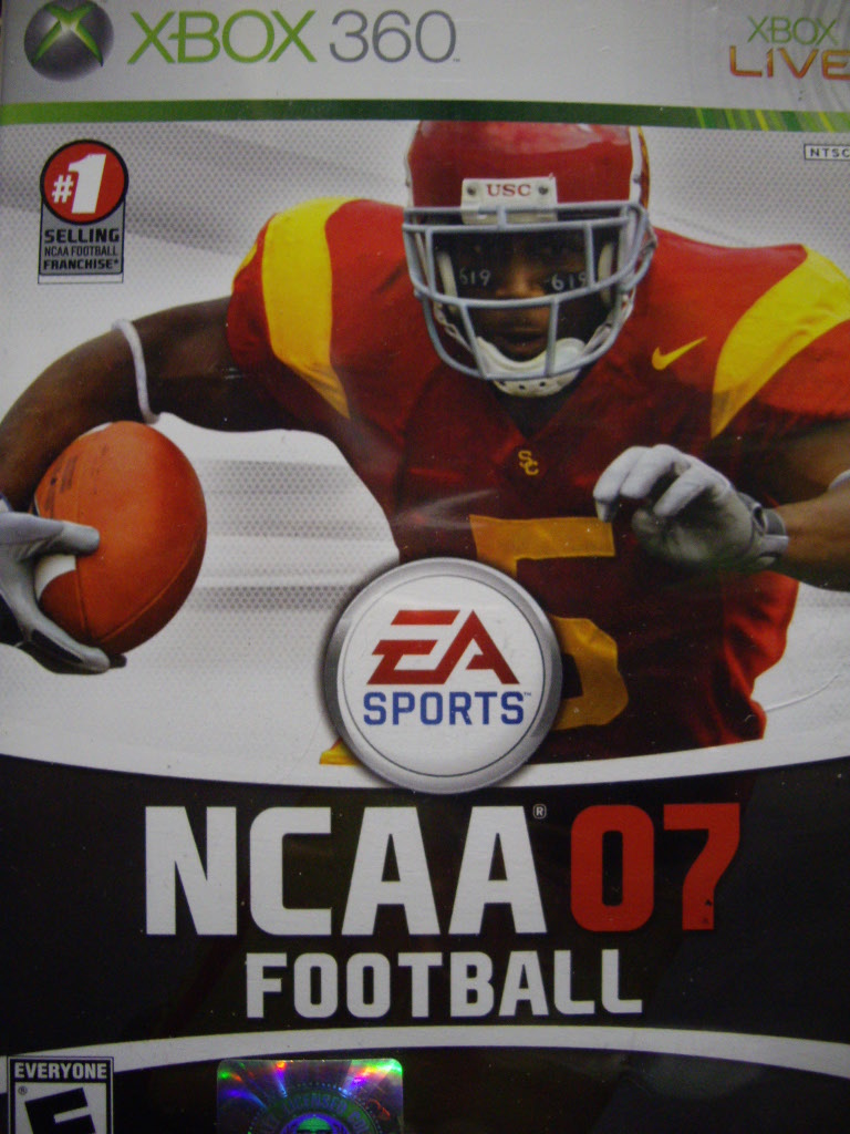 NCAA FOOTBALL 07