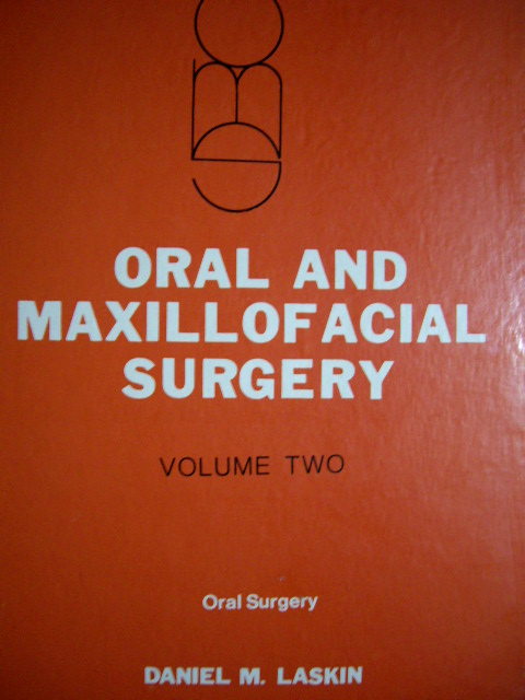 Oral and Maxillofacial Surgery : Oral Surgery 세트 (Vol.1 + Vol.2) [전2권] (Hardcover)