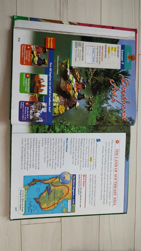 Macmillan/McGraw-Hill Time Links Social Studies Grade 6-2 : Student Book (2009)