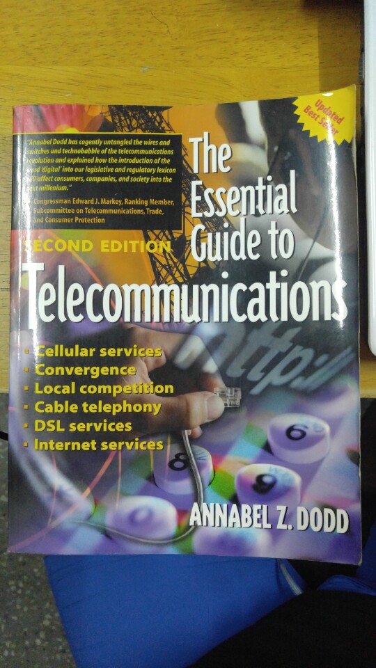 The Essential Guide to Telecommunications (Paperback, 2nd)