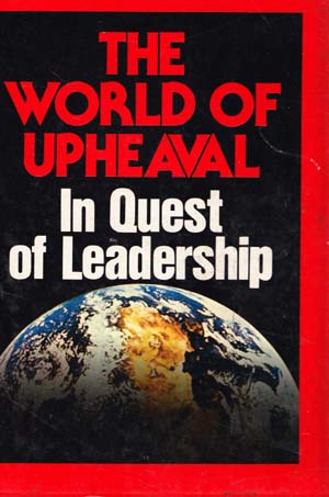 THE WORLD OF UPHEAVAL .2.3 총2권만있음.1권은 없음-영어원서 영문판