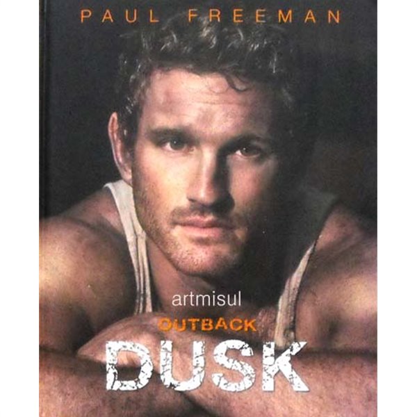 새책. Outback Dusk - Paul Freeman