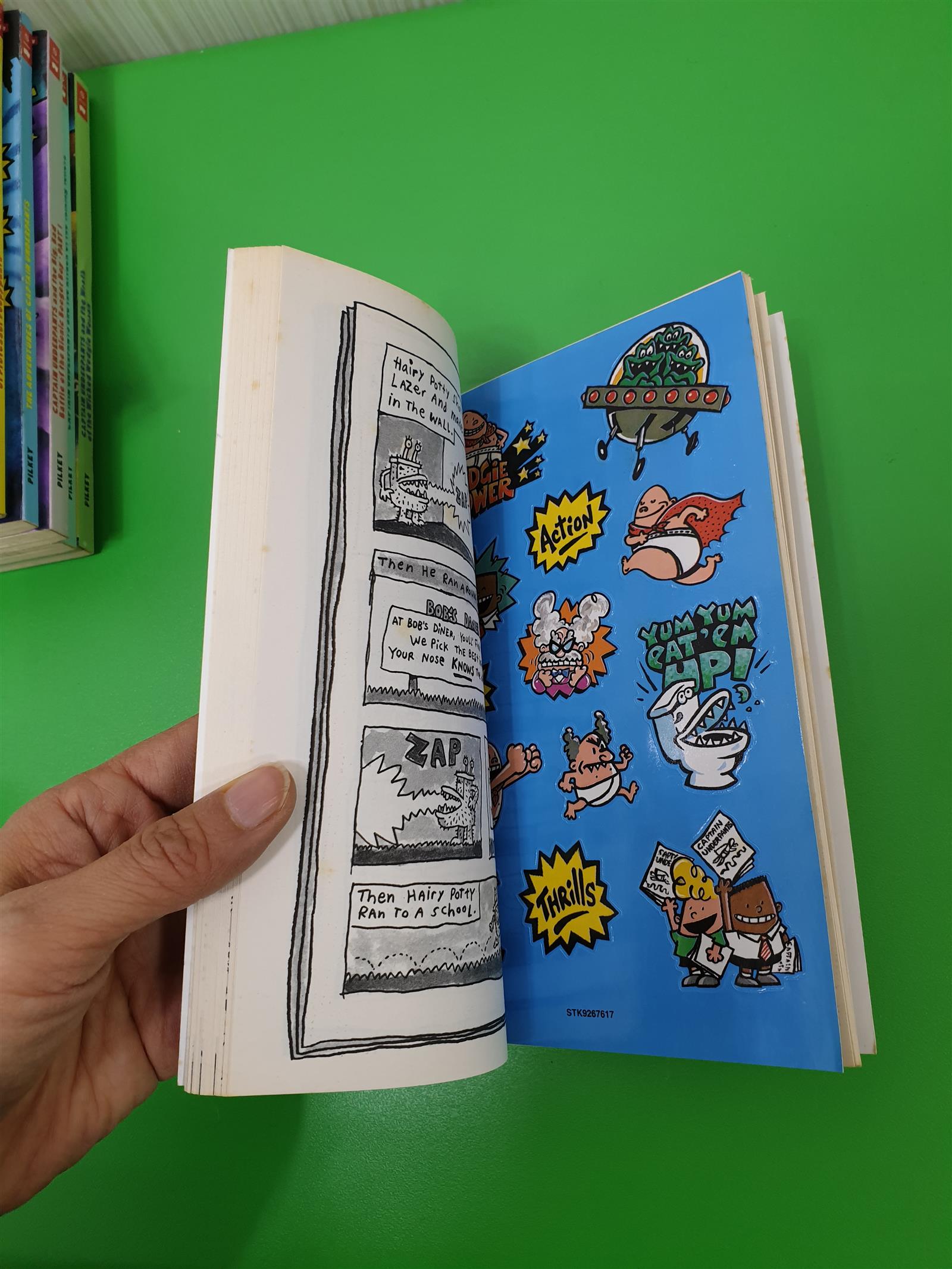 The Gigantic Collection of Captain Underpants (Book #1~11) -- 상세사진 올림