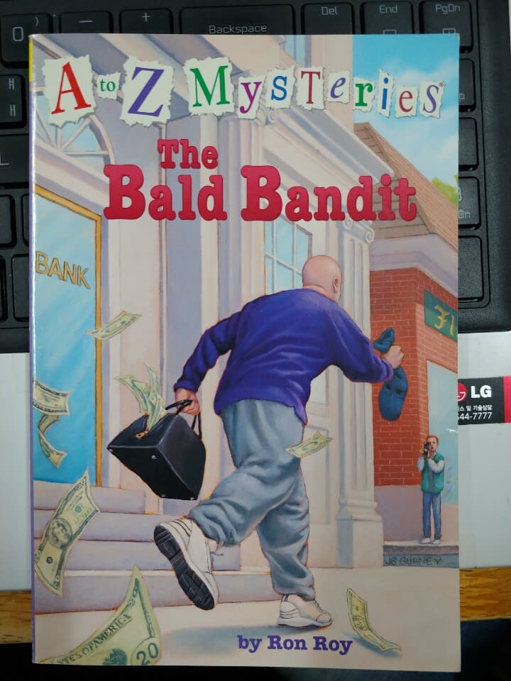 A to Z Mysteries # B : The Bald Bandit