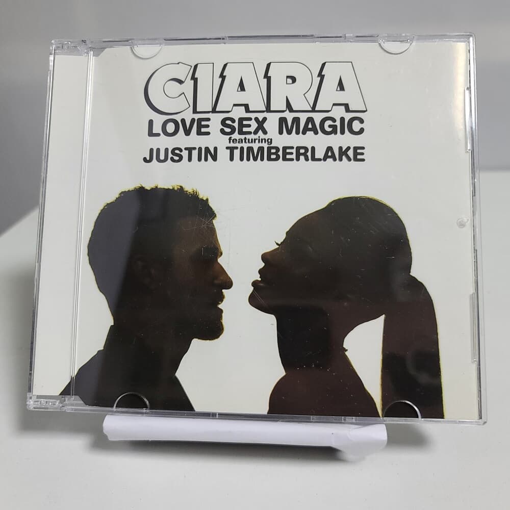 Ciara 싱글 - Love sex magic 