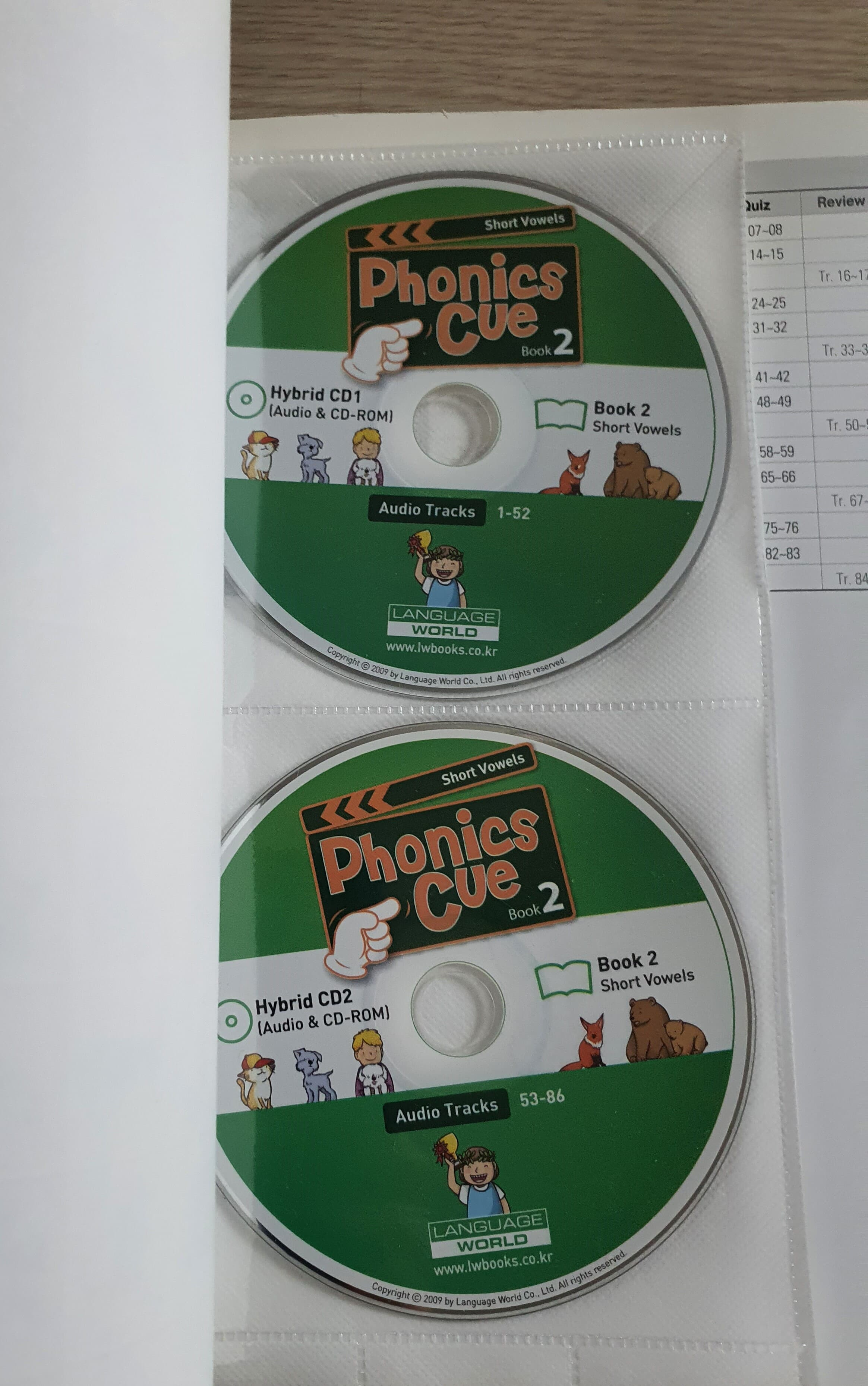 Phonics Cue Book 2 Short Vowels : Student Book