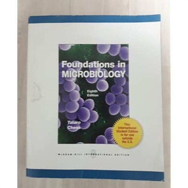 Foundations in Microbiology (Paperback)