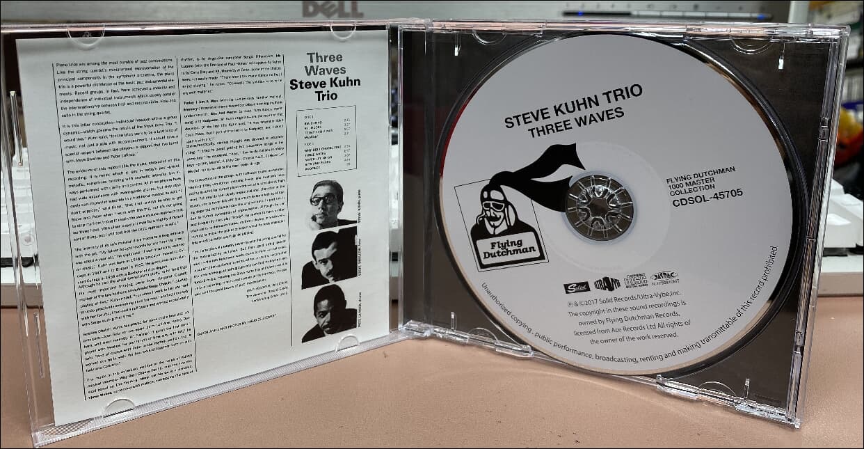 Steve Kuhn Trio - Three Waves(일본발매)