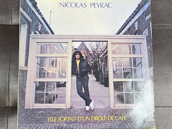 [LP] 니콜라스 뻬이락 - Nicolas Peyrac - Elle Sortait D&#39;un Drole De Cafe LP [지구-라이센스반]