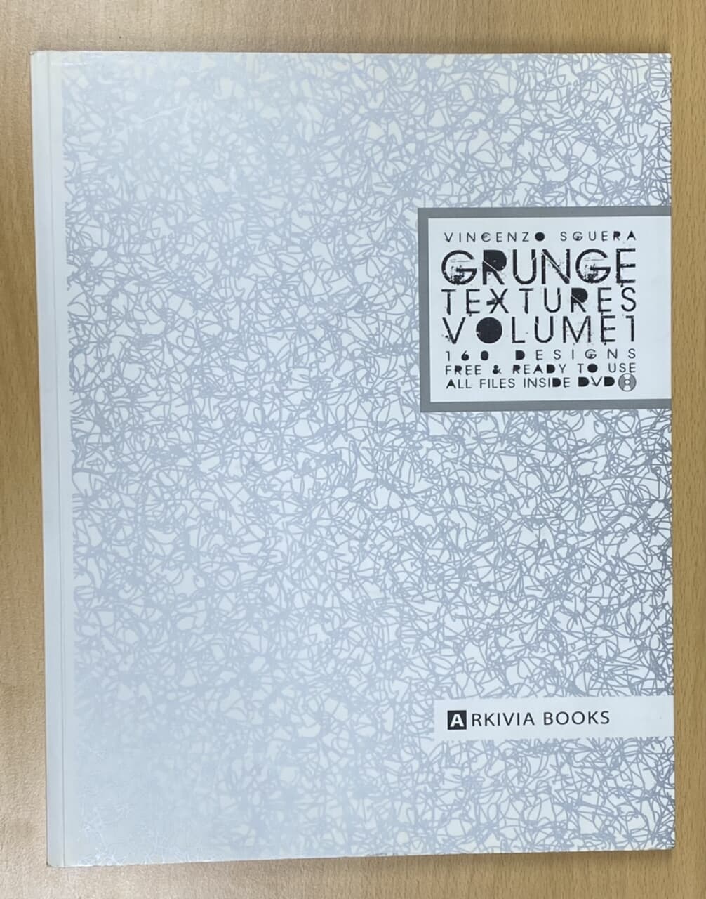 Grunge Textures 패턴북