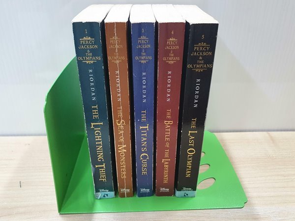 Percy Jackson and the Olympians 5 Book Paperback Boxed Set (New Covers W/Poster)