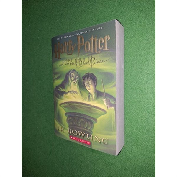 Harry Potter and the Half-Blood Prince : Book 6