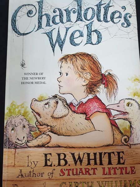 Charlotte＇s Web (Paperback) (Newbery Classics)