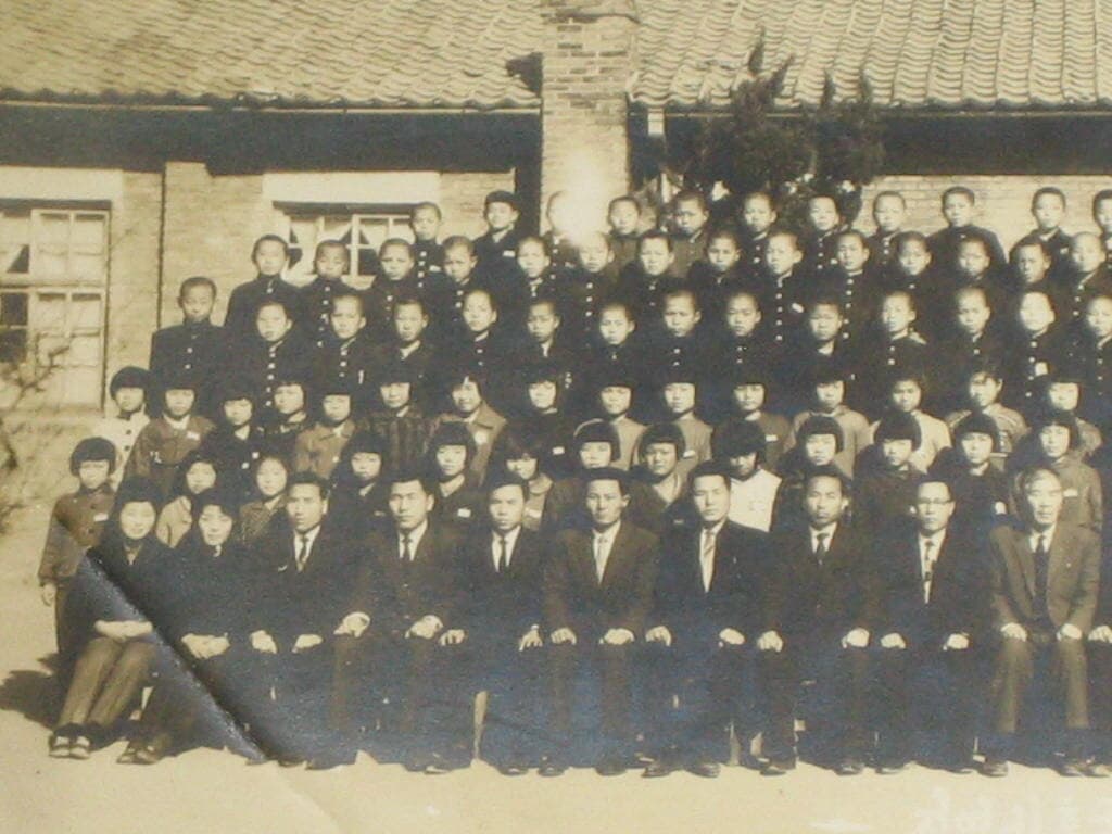 김해진영 대흥국민학교 대흥초등학교 1962.2.14 제17회 졸업앨번 졸업사진