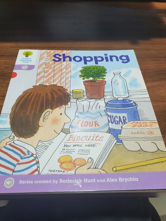 Oxford Reading Tree: Level 1+: More Patterned Stories: Shopping (리딩펜버전)