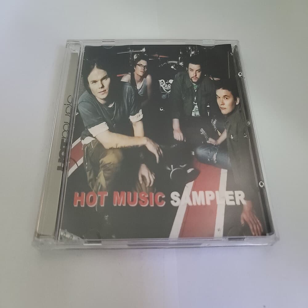 Hot music sampler 