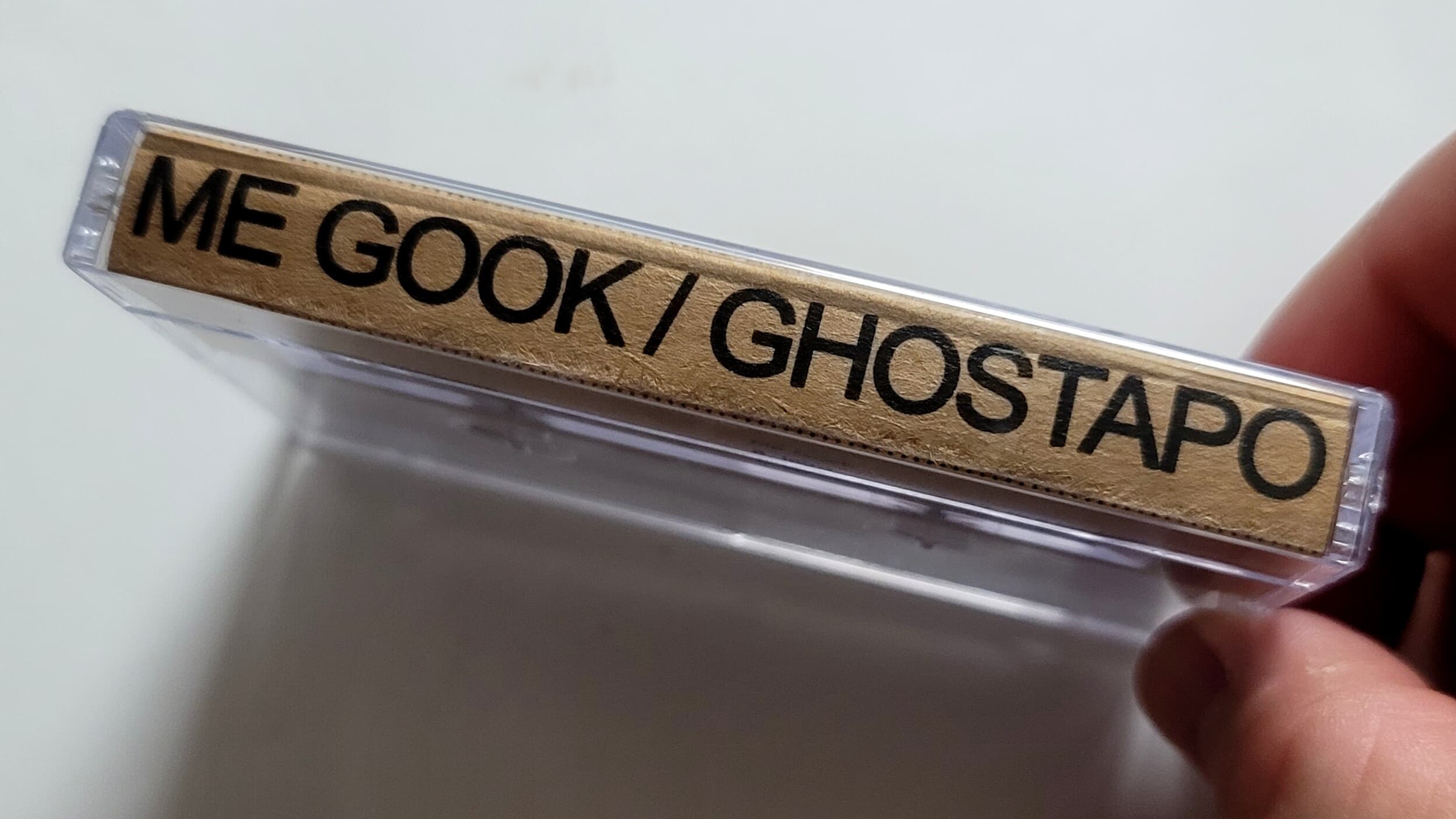 (희귀 50장 한정반 카세트테이프) 미 국 / 고스타포 (Me Gook / Ghostapo) - Split 
