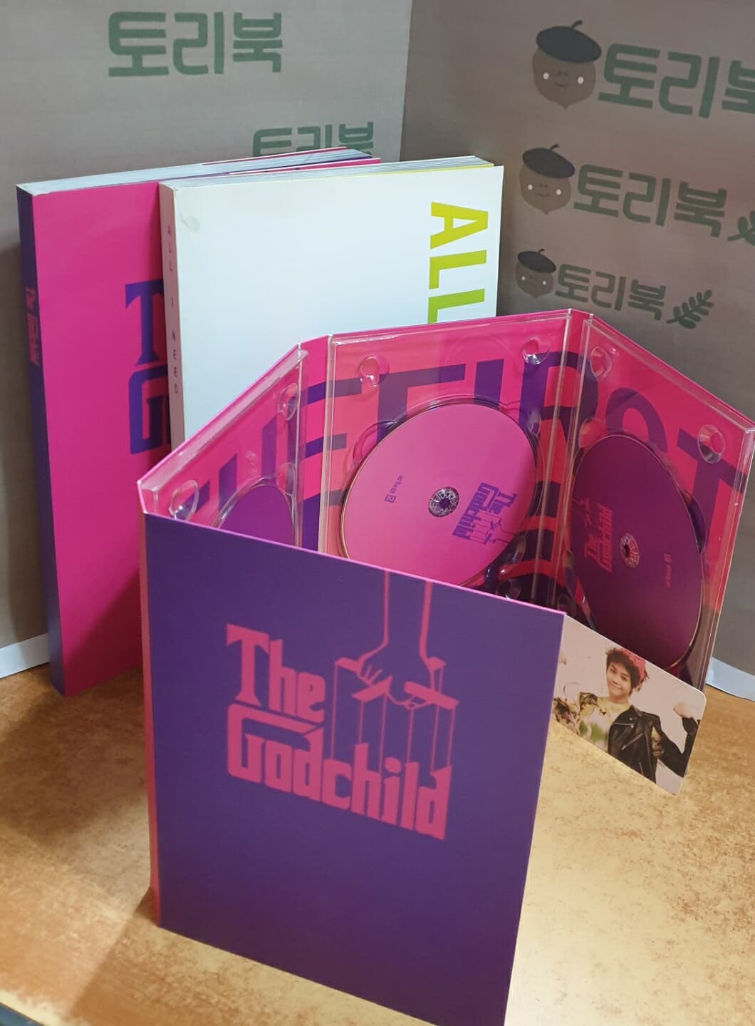 양요섭 (포토북 The Godchild,All I NEED +포토카드+DVD 3장)