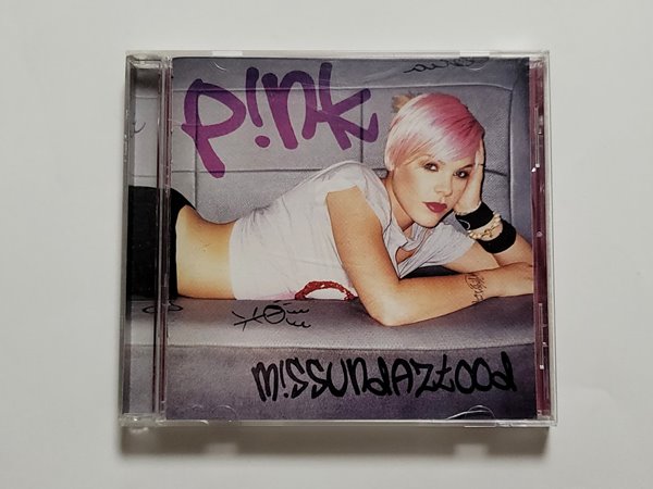 (미국반) Pink (핑크) - Missunderztood