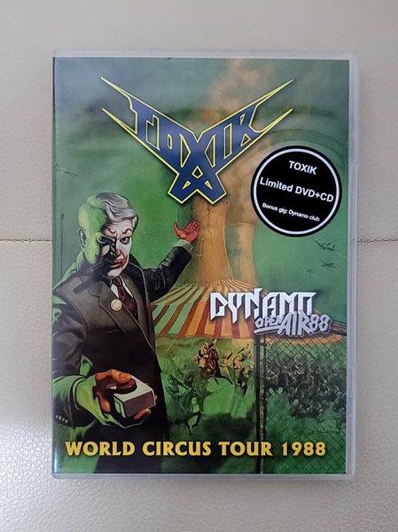 (DVD+CD 수입) TOXIK - DYNAMO OPEN AIR 88