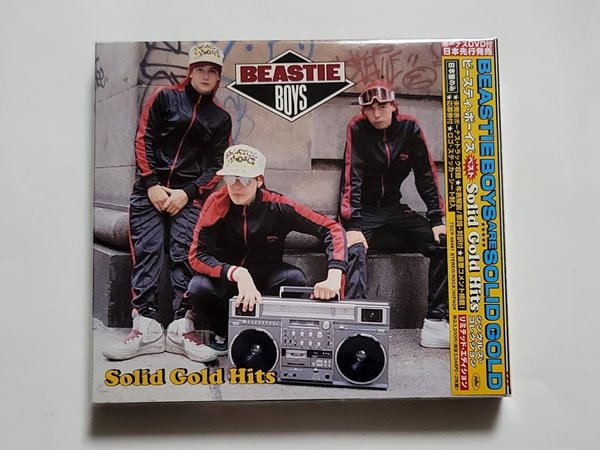 (일본반 CD+DVD, 스티커팩) The Beastie Boys - Solid Gold Hits