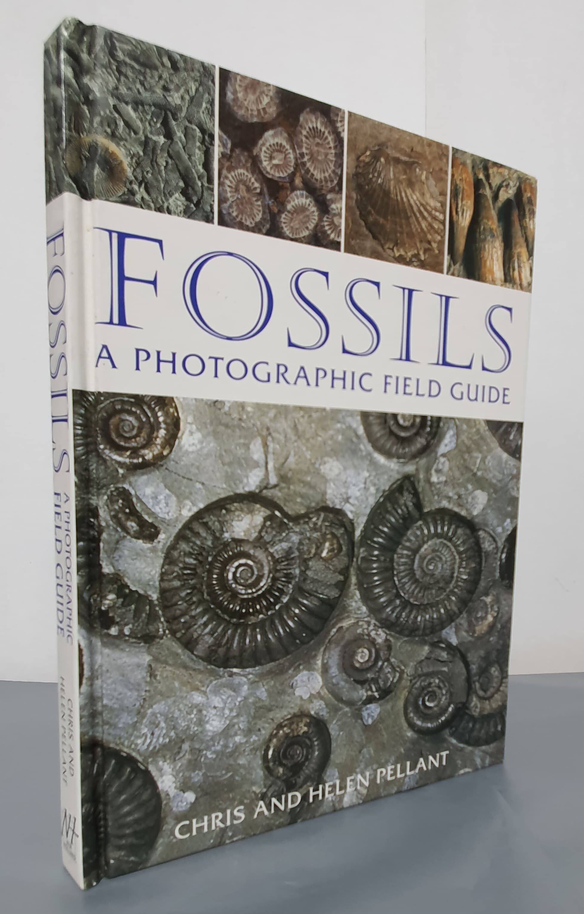 Fossils : A Photographic Field Guide 