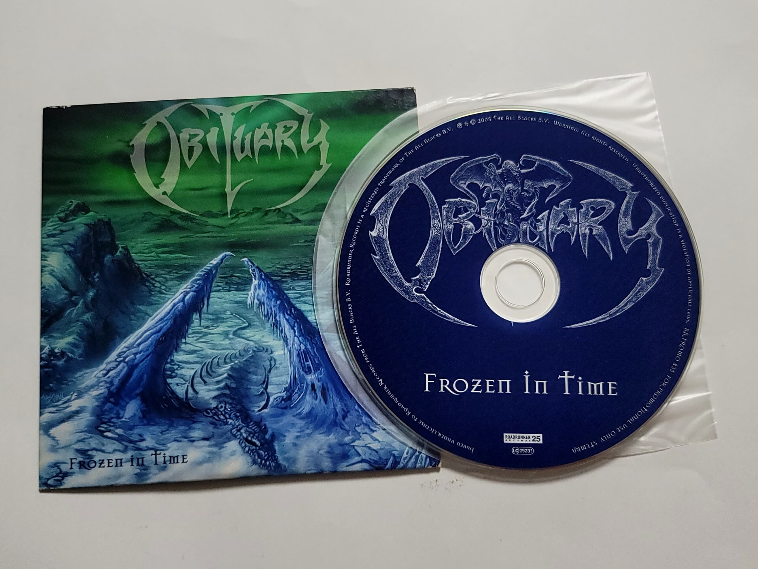 (희귀 수입 프로모 한정반 페이퍼슬리브) Obituary - Frozen In Time