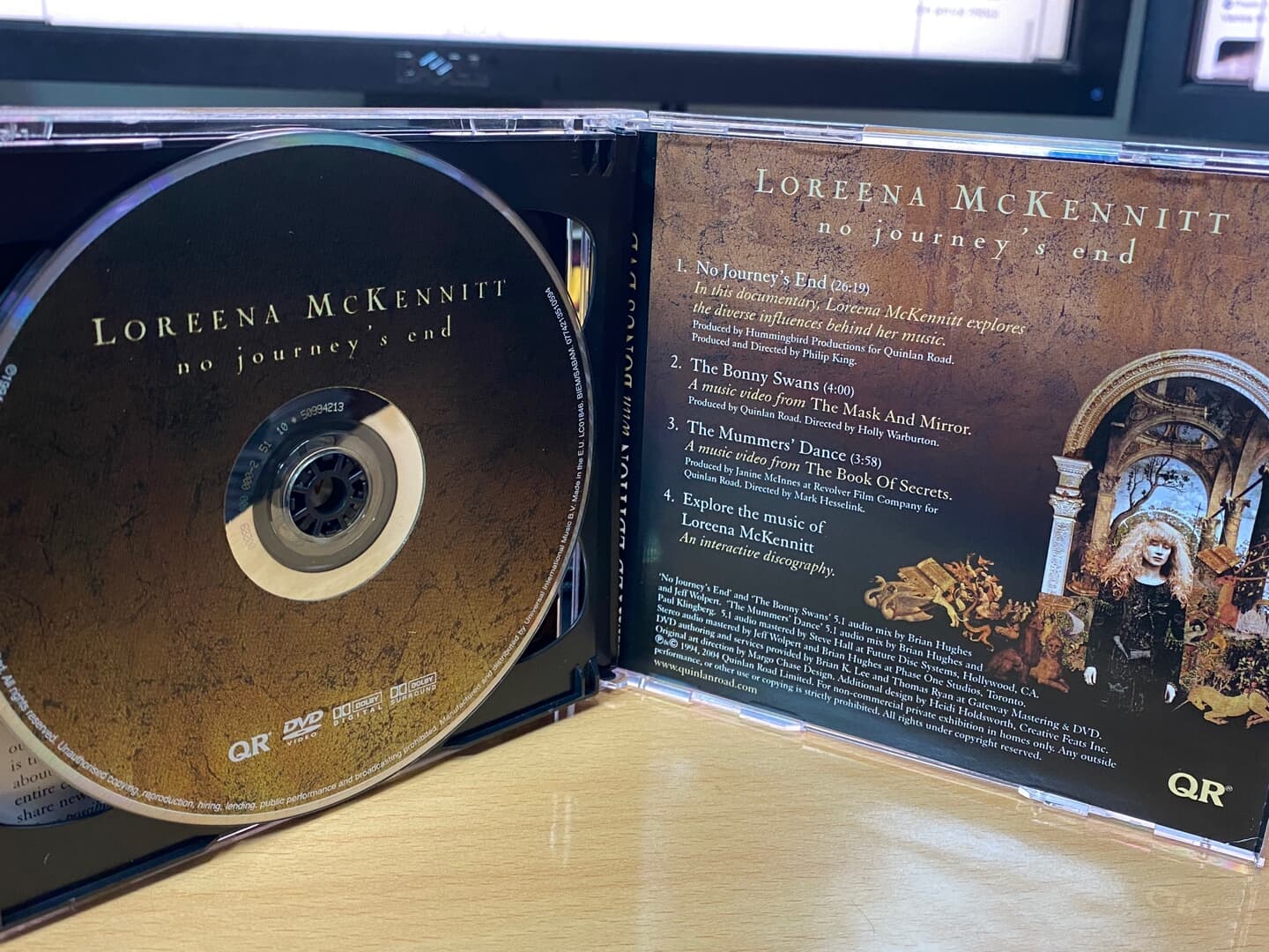 로리나 맥케닛 - Loreena McKennitt - The Mask And Mirror , No Journey's End [E.U발매]