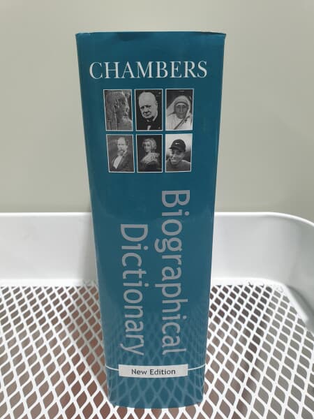 Chambers Biographical Dictionary (Hardcover)