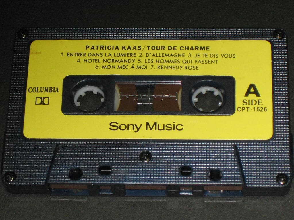 파트리샤 카스 Patricia Kaas - Tour De Charme 카세트테이프 / Sony Music