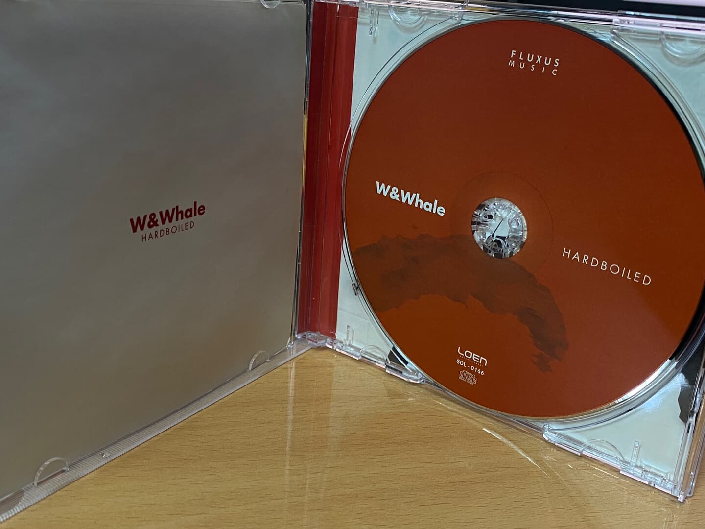 더블유 앤 웨일 (W & Whale) 1집 - Hardboiled [디지팩] [초반CD]