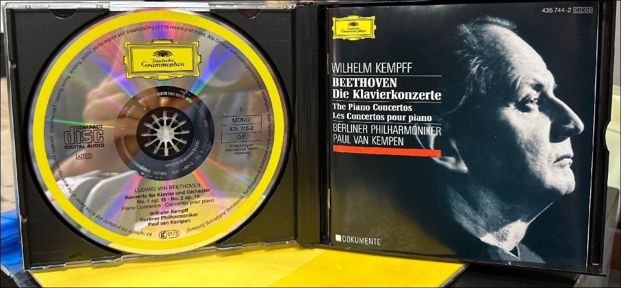 Beethoven :  Die Klavierkonzerte (피아노 협주곡 전집) - 켐펜 (Paul Van Kempen), 켐프 (Wilhelm Kempff)(3cd) (독일발매)