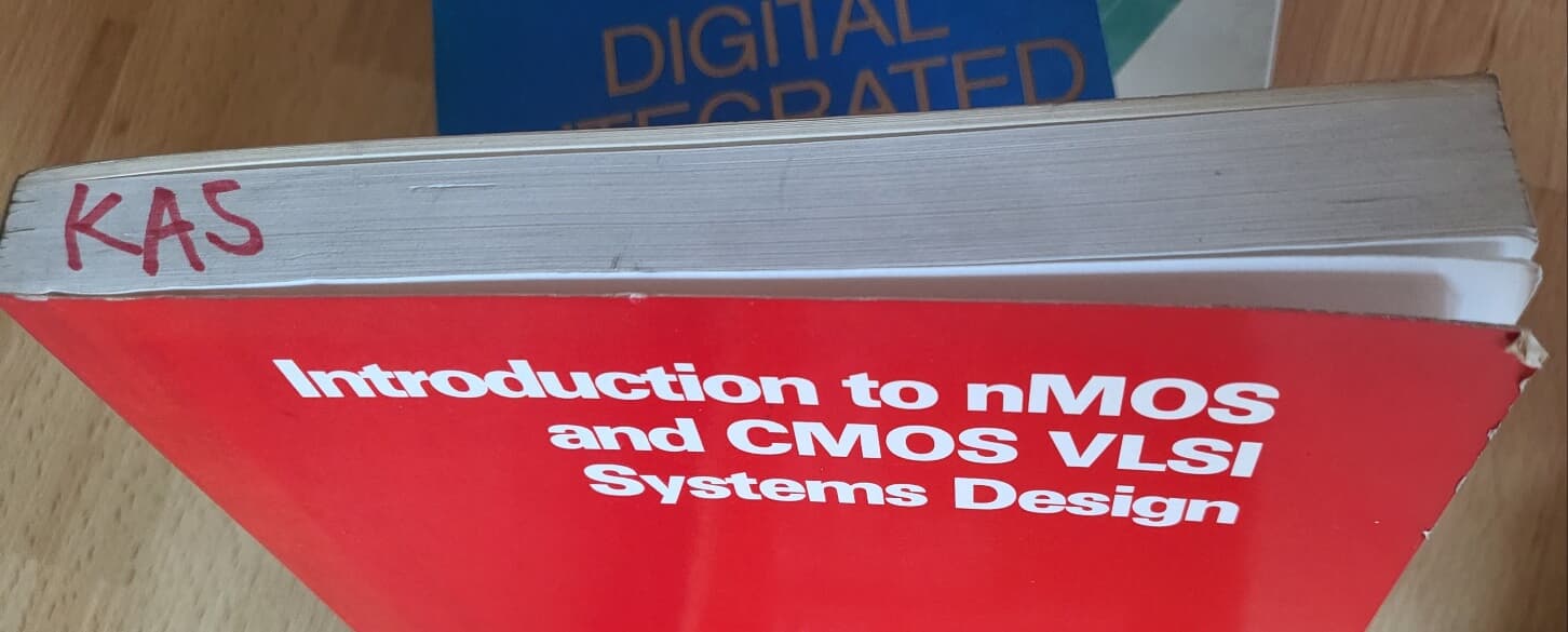 Introduction to nMOS and CMOS VLSI systems Design'