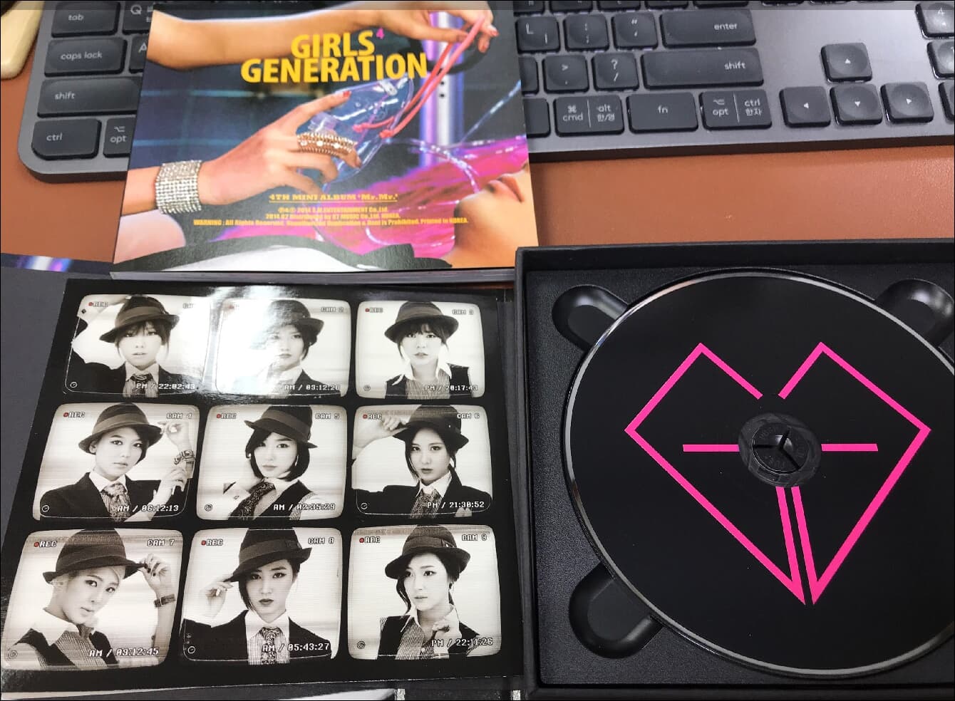 소녀시대 - 미니앨범 4집 Mr.Mr.