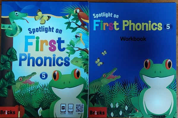 Spotlight on First Phonics 5 : Student Book+Workbook 세트